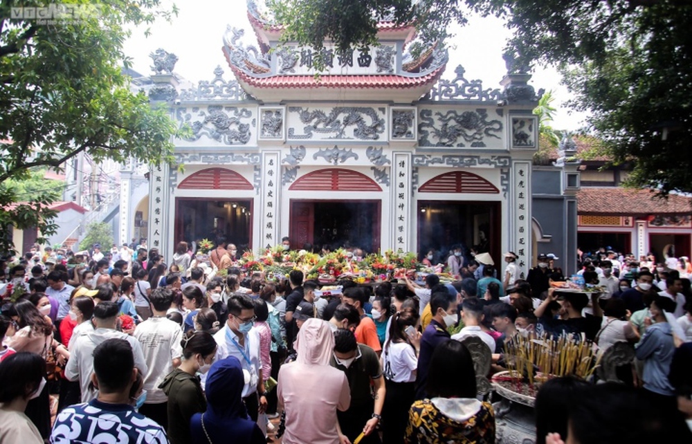 Những địa điểm cầu duyên ở Hà Nội thu hút bạn trẻ dịp đầu xuân - ảnh 2
