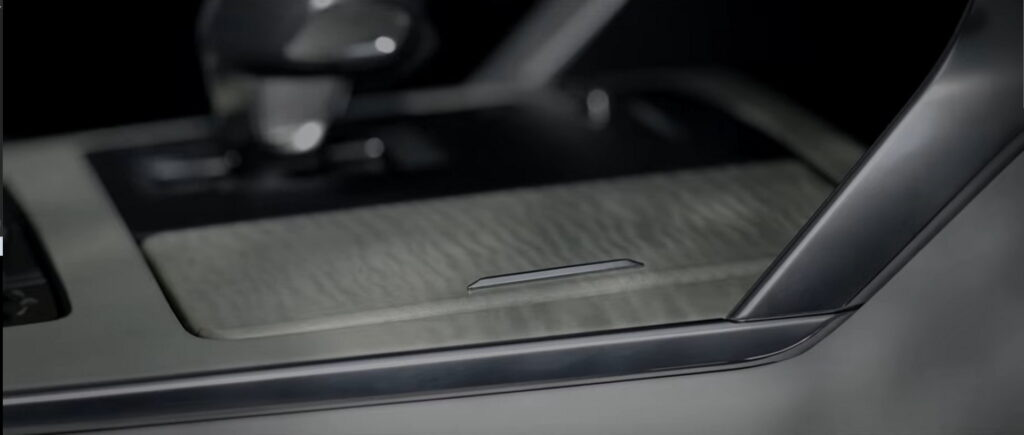 Mazda CX-90 lộ diện lần cuối trước ngày ra mắt: Rõ nét xe sang - ảnh 3
