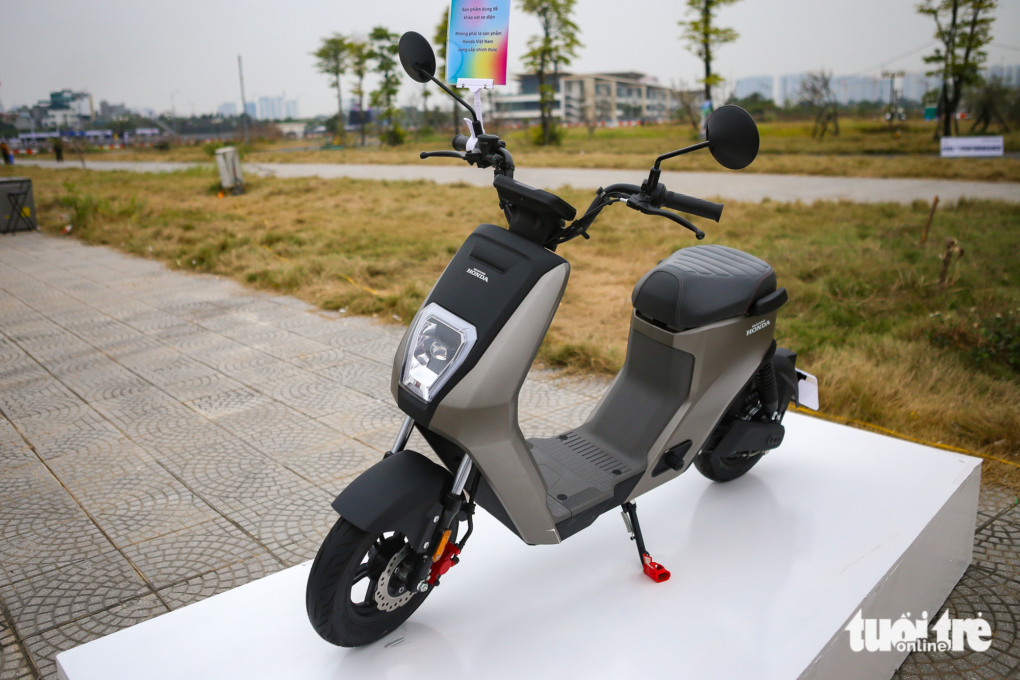 Hai xe máy mới của Honda đăng ký kiểu dáng tại Việt Nam: Có một xe máy điện - ảnh 2