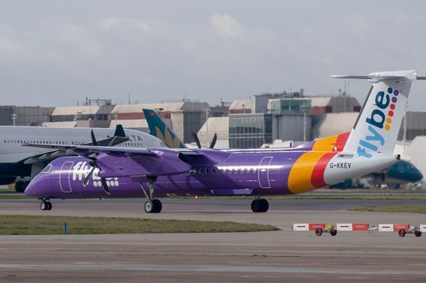 Anh: Hãng hàng không Flybe tuyên bố phá sản, hủy tất cả các chuyến bay - ảnh 1