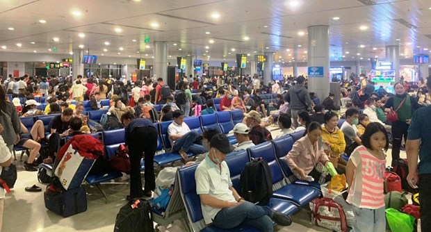 Gần 3,2 triệu khách qua sân bay Tân Sơn Nhất dịp Tết Quý Mão - ảnh 1