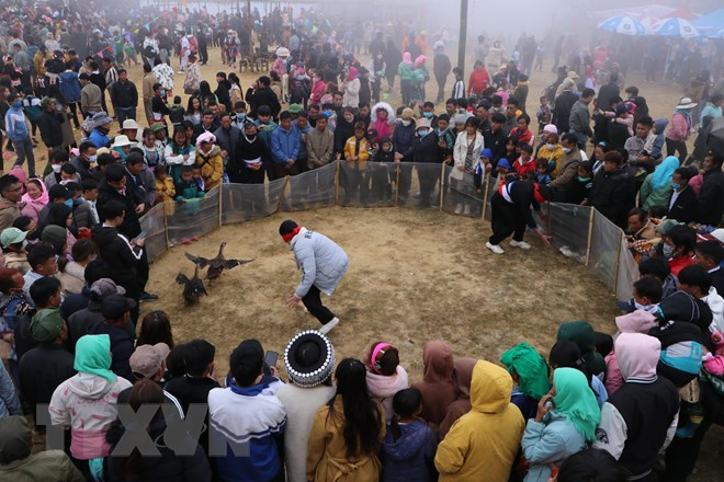 Lễ hội Gầu Tào-nét văn hóa độc đáo của đồng bào Mông tại Lai Châu - ảnh 13