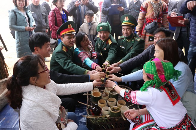Lễ hội Gầu Tào-nét văn hóa độc đáo của đồng bào Mông tại Lai Châu - ảnh 5