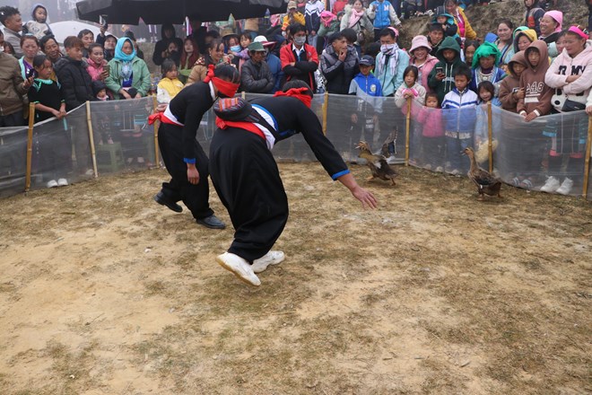 Lễ hội Gầu Tào-nét văn hóa độc đáo của đồng bào Mông tại Lai Châu - ảnh 11