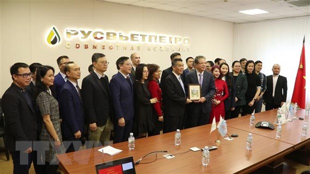 Đại sứ Việt Nam tại Nga thăm và chúc tết liên doanh dầu khí Rusvietpet - ảnh 2