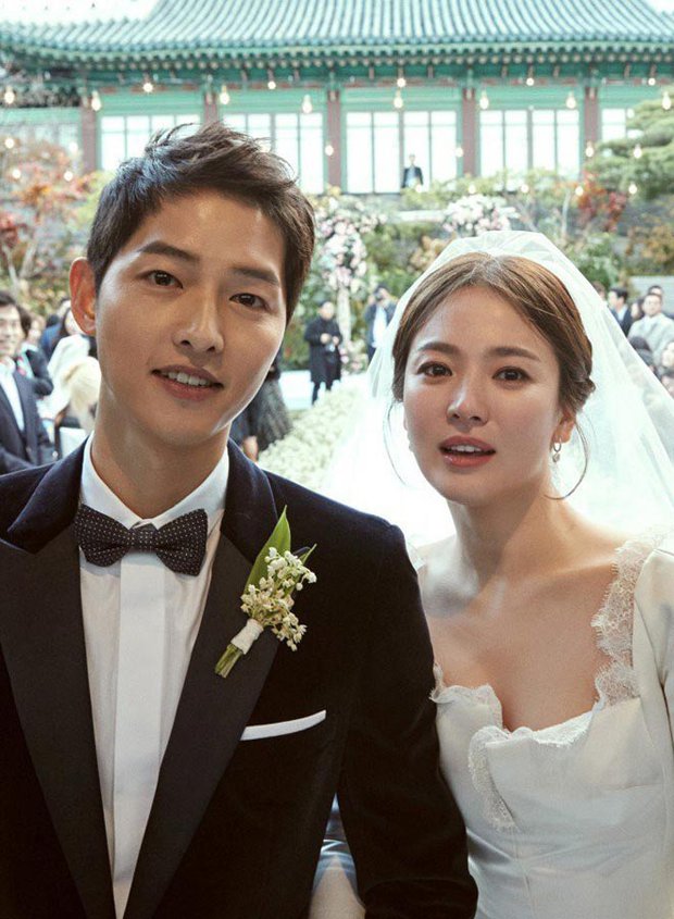 Lời thề nguyện của Song Joong Ki trong 2 lần kết hôn giống nhau đến lạ, chỉ có 1 điểm hoàn toàn khác biệt - ảnh 2