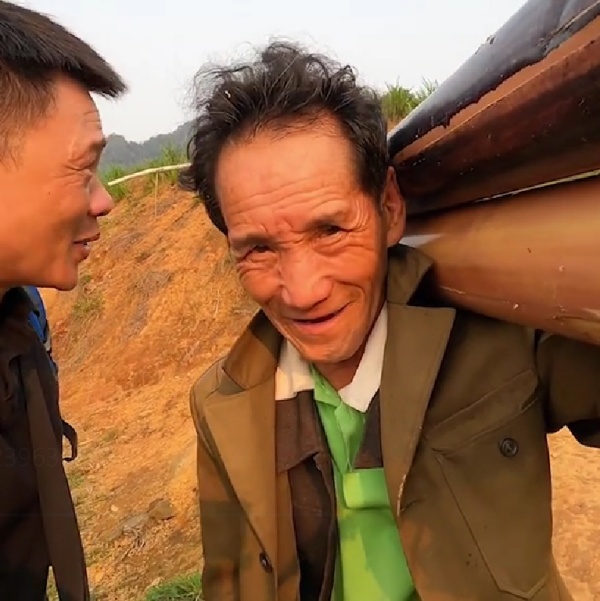 BTV Quang Minh bất ngờ với tuổi thật của bác nông dân kém mình 3 tuổi - ảnh 4