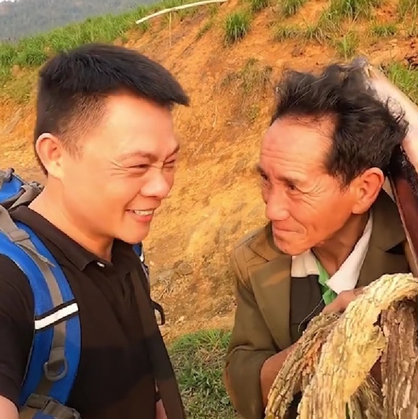 BTV Quang Minh bất ngờ với tuổi thật của bác nông dân kém mình 3 tuổi - ảnh 2