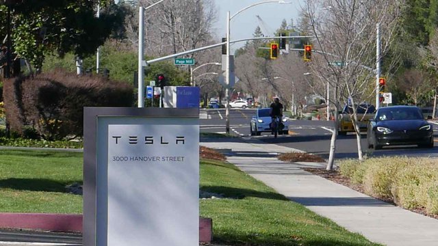 Tesla gia nhập cuộc đua nhân tài AI tại Thung lũng Silicon - ảnh 1