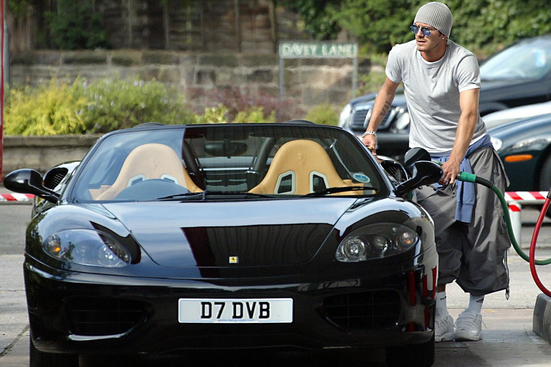 Chi tiết siêu xe Ferrari 360 Spider của David Beckham - ảnh 1