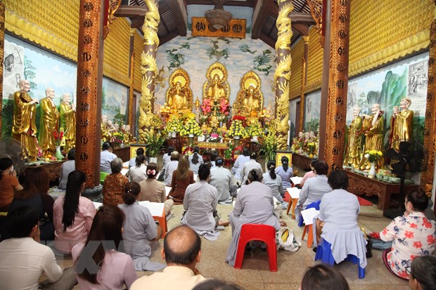 Lào: Chùa Phật Tích thủ đô Vientiane tổ chức lễ Thượng Nguyên - ảnh 1