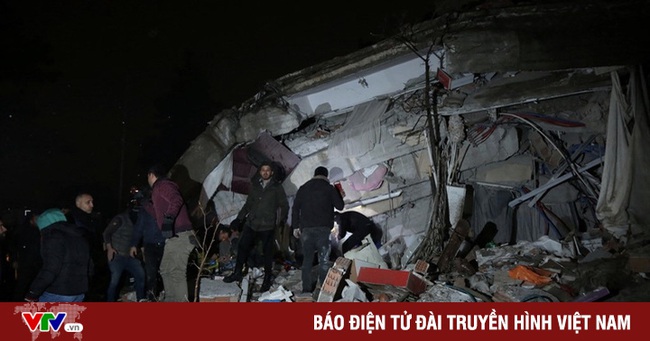Động đất mạnh tại Thổ Nhĩ Kỳ: Số nạn nhân thiệt mạng lên hơn 1.500 người - ảnh 1