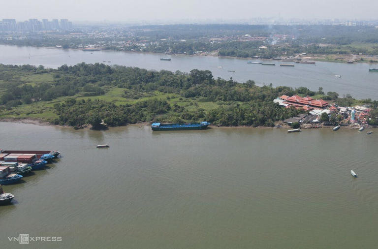 Vụ lật thuyền ở sông Đồng Nai: Chồng nạn nhân đau lòng vì mất vợ lẫn con, nhân chứng kể lại đầu đuôi - ảnh 12