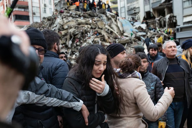 Thảm họa động đất ở Thổ Nhĩ Kỳ: Cả gia đình chạy trốn chiến tranh vẫn không thoát được chia lìa vì thiên tai - ảnh 5