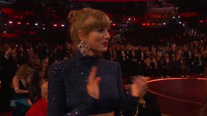 Taylor Swift nhiệt tình chúc mừng khi tình cũ Harry Styles nhận giải Grammy - ảnh 2