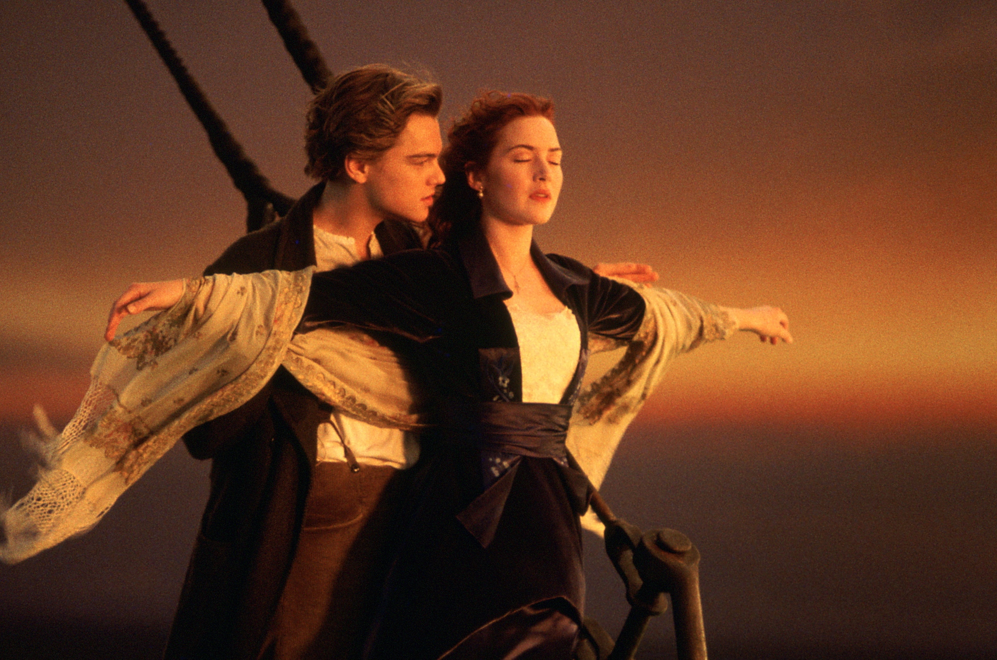 Từ Chúa Nhẫn đến Titanic, đây là những bom tấn từng thắng đậm nhất trong lịch sử Oscars - ảnh 10
