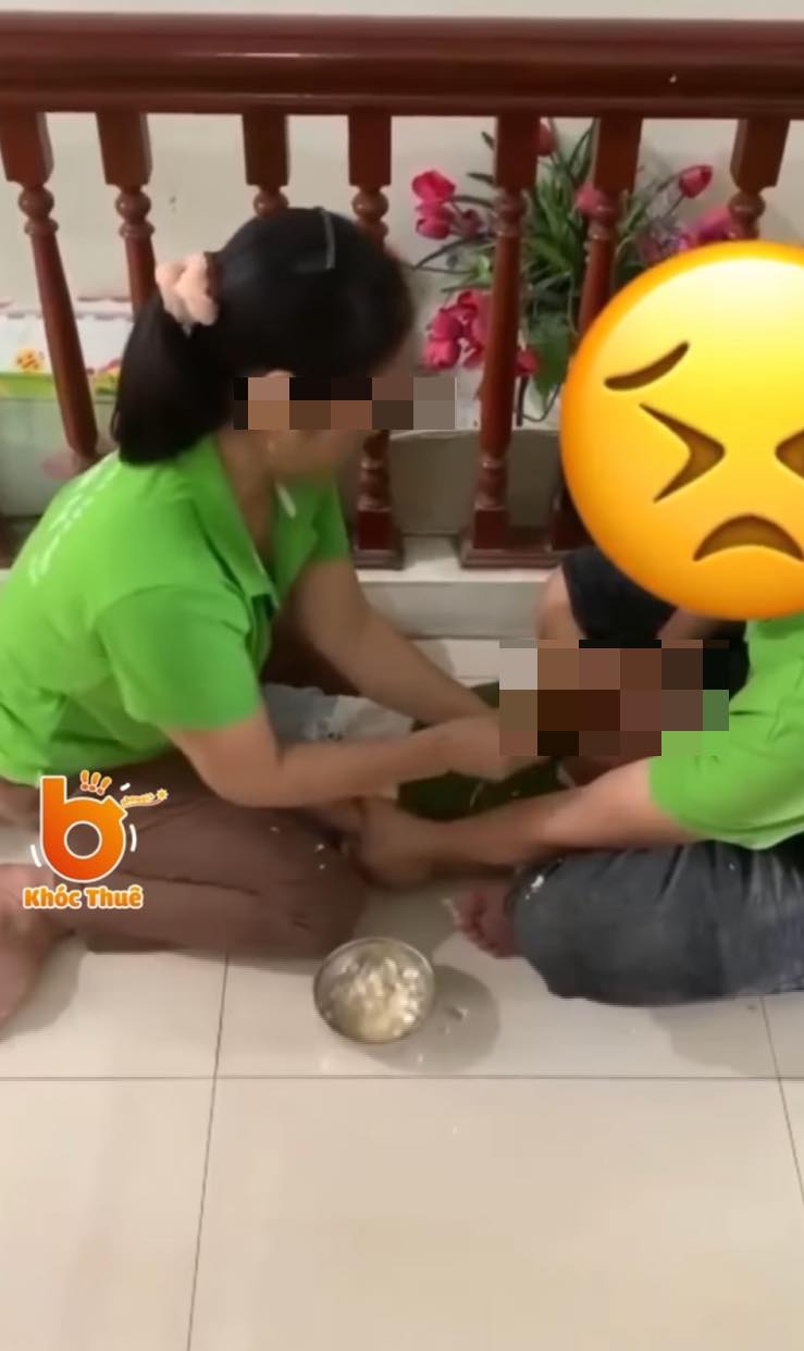 Kinh hoàng cảnh giáo viên đè ngửa, nhồi nhét cơm vào miệng học sinh tại cơ sở giữ trẻ khiếm khuyết - ảnh 3