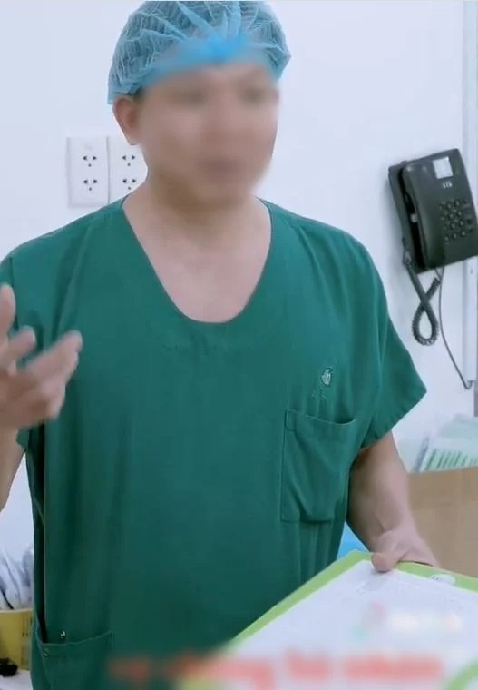 Bác sĩ trong vụ bà Nhân Vlog để lộ quá khứ muốn che giấu, Quỳnh Trần bị chửi vì lấy bé Sa câu view - ảnh 3