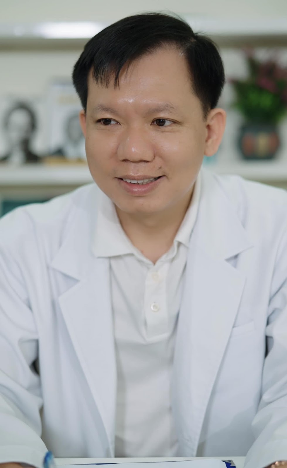 Quỳnh Trần JP tuyên bố bác sĩ Thịnh sai, khẳng định không bênh bà Nhân Vlog, hé lộ 1 bí mật đằng sau - ảnh 7
