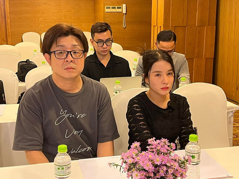 Quỳnh Trần JP tuyên bố bác sĩ Thịnh sai, khẳng định không bênh bà Nhân Vlog, hé lộ 1 bí mật đằng sau - ảnh 2