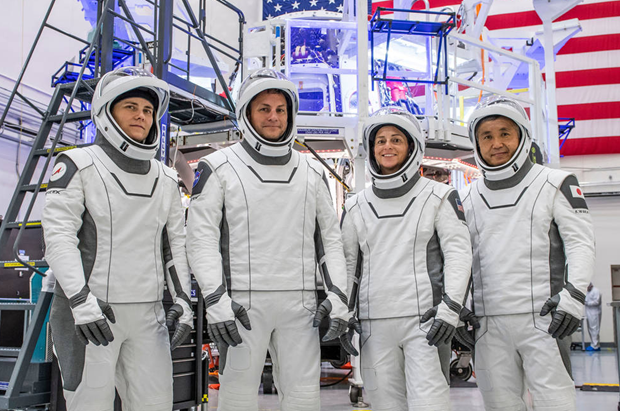 Phi hành đoàn lên vũ trụ bằng tàu SpaceX sẽ tiết lộ kế hoạch tương lai - ảnh 1