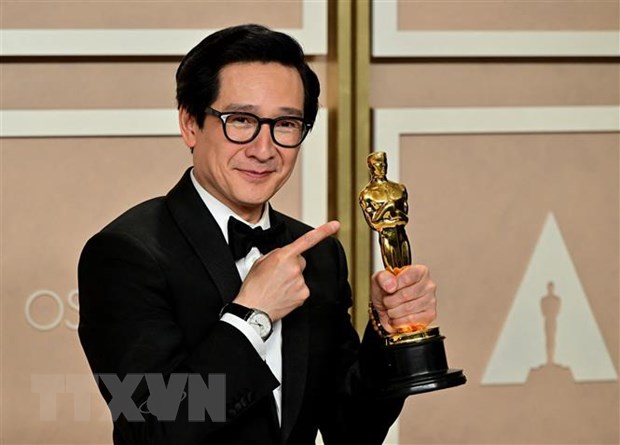 Vị thế của người gốc Á sau những chiến thắng chấn động tại Oscar 2023 - ảnh 4