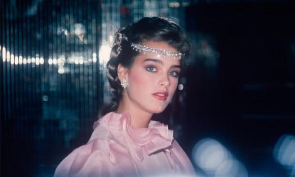 Brooke Shields, siêu mẫu nổi tiếng nhất thập niên 80 vẫn đẹp như ''tiên nữ'' - ảnh 20