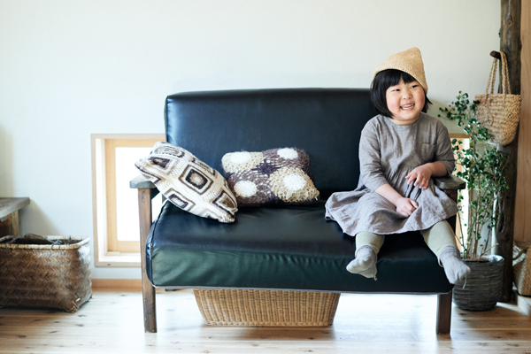 Cuộc sống điền viên đáng ngưỡng mộ của gia đình nhỏ Nhật Bản: Ngay cả hai đứa con thơ cũng biết cách sống thế nào để hạnh phúc - ảnh 5