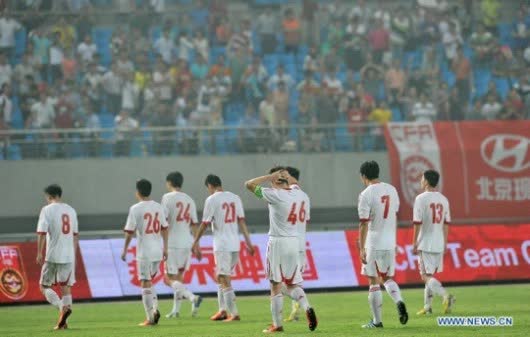 Cầu thủ Trung Quốc bị bắt, dính cáo buộc bán độ ở trận thua thảm Thái Lan 1-5 - ảnh 1