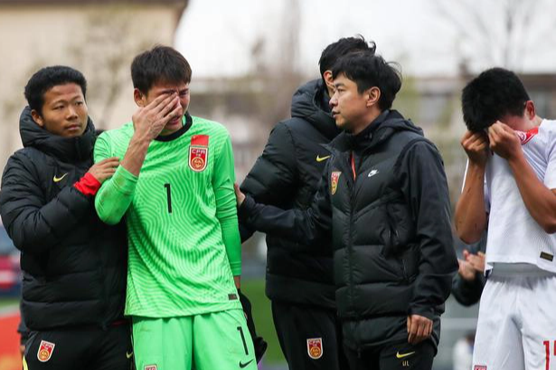 Đội tuyển Trung Quốc nhận phải tin cay đắng, bị quay lưng theo cách đầy phũ phàng - ảnh 1