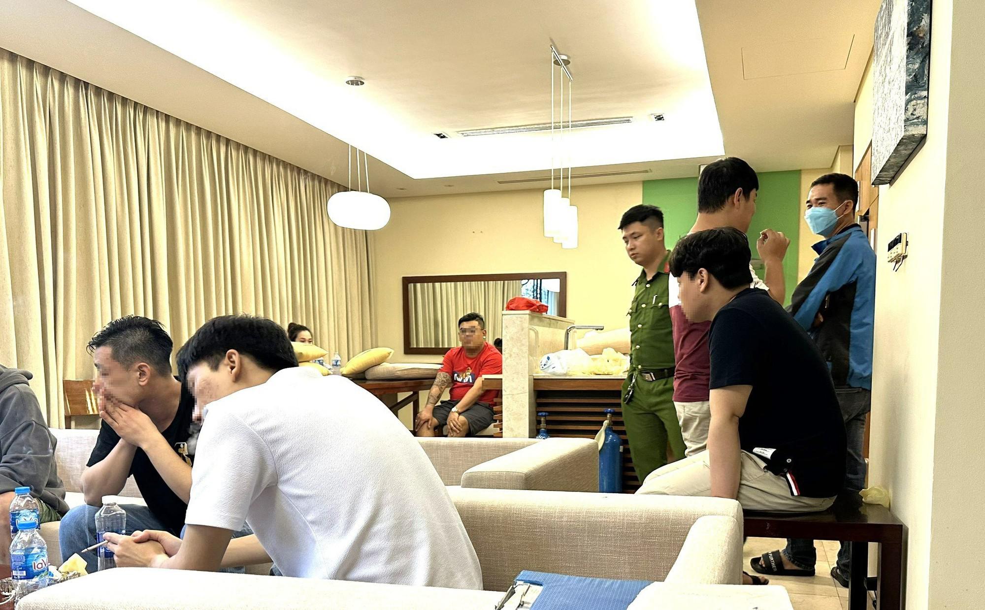 Nhiều người nước ngoài sử dụng ma túy trong villa ở Đà Nẵng - ảnh 1