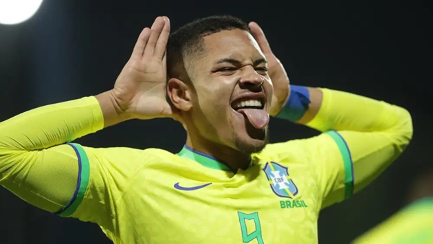 Thần đồng Brazil báo tin mừng cho Man Utd - ảnh 1