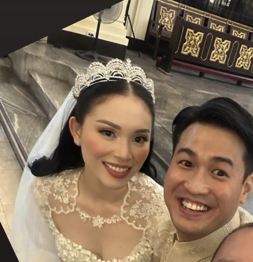 Cận nhan sắc Linh Rin và biểu cảm hạnh phúc của Phillip Nguyễn trong ngày cưới - ảnh 1