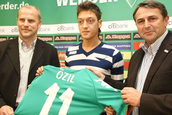Mesut Ozil: Bóng đá đẹp và nhịp điệu thanh lịch - ảnh 2
