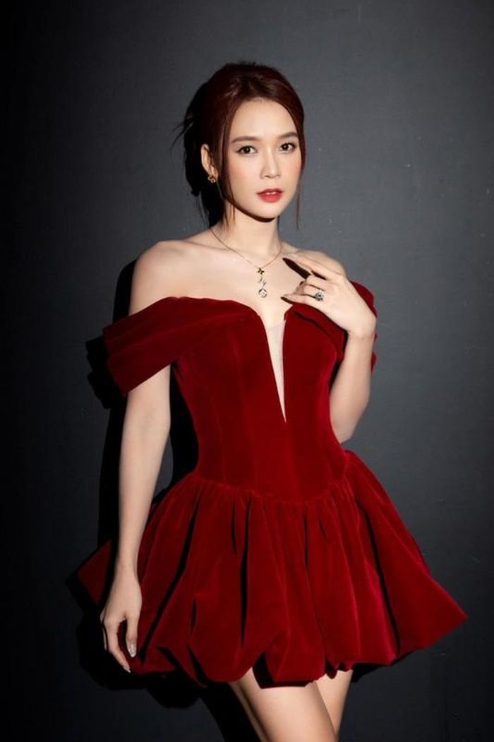 Hot girl Sài thành đóng phim bị cấm chiếu có chiếc eo đẹp tuyệt tác, dáng căng mọng sức sống - ảnh 11