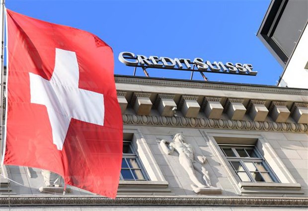 Vụ sụp đổ của Credit Suisse có thể làm giảm vị thế của Thụy Sĩ - ảnh 1