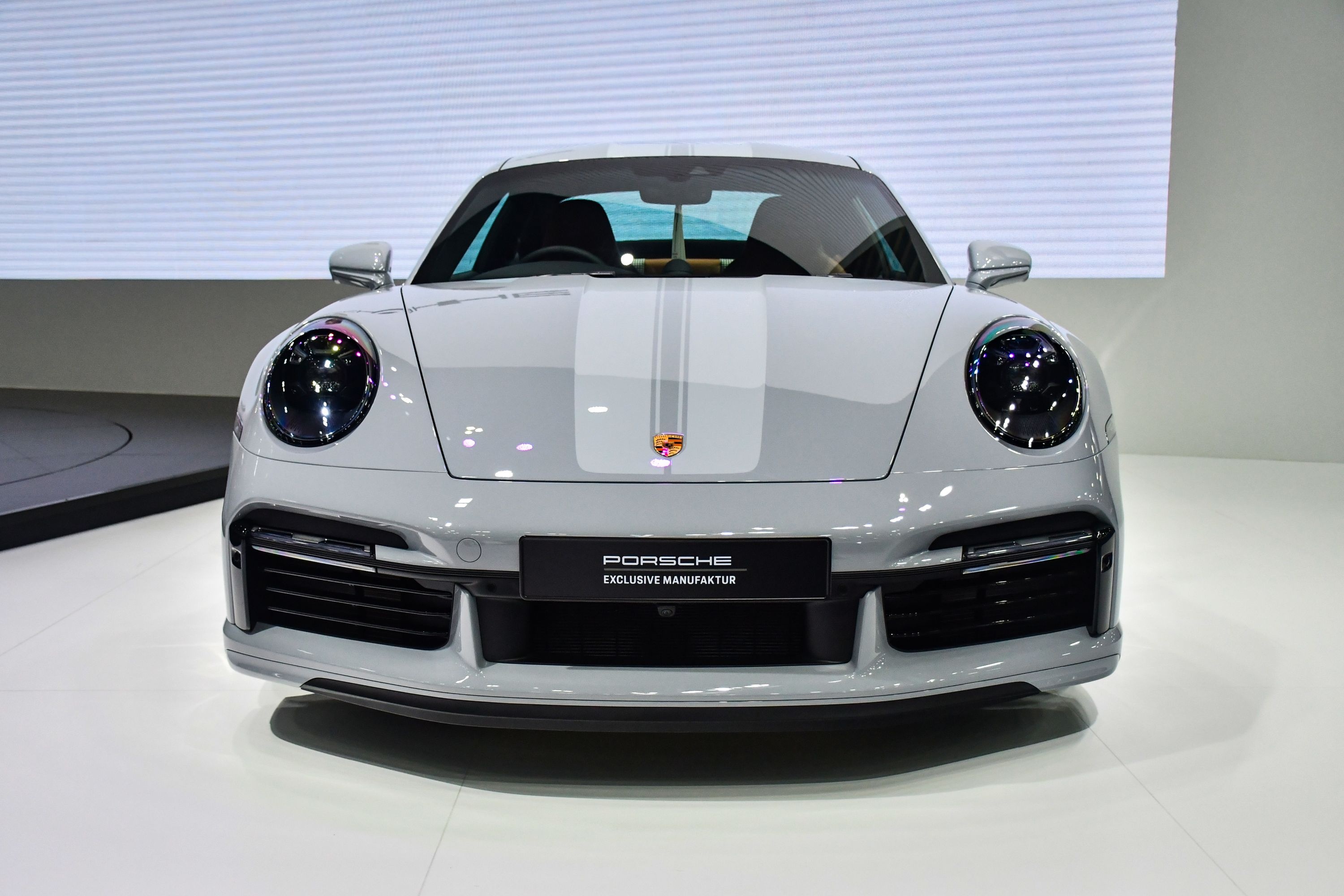 Cận cảnh Porsche 911 Sport Classic sắp về tay Nguyễn Quốc Cường - ảnh 2