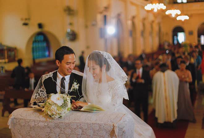 Visual Linh Rin - Hà Tăng trong ngày cưới: Dâu em sắc sảo, dâu chị 11 năm trước nhan sắc cũng không vừa - ảnh 8