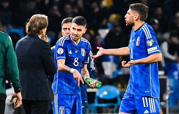 Mancini nêu bật điểm mạnh của tuyển Anh khiến Italia ôm hận - ảnh 1