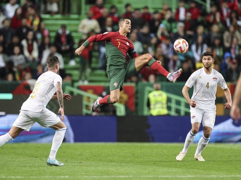 5 điểm nhấn Bồ Đào Nha 4-0 Liechtenstein: Ngả mũ Ronaldo; Quyết định cực dị - ảnh 3