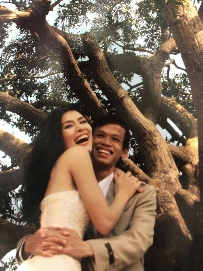 Ảnh cưới của Hà Hương 'Phía Trước Là Bầu Trời' cách đây 15 năm - ảnh 3