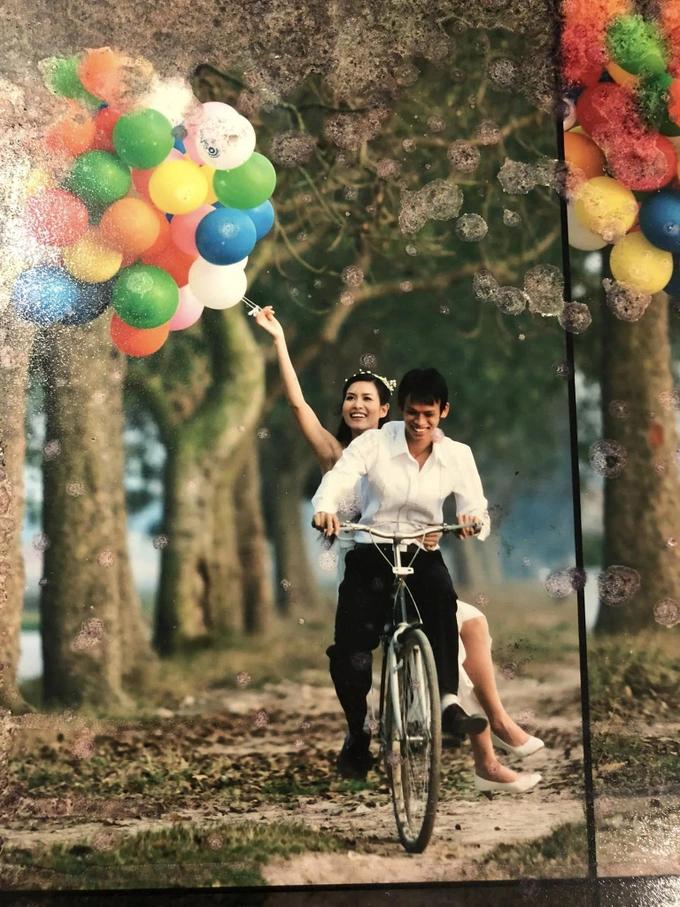 Ảnh cưới của Hà Hương 'Phía Trước Là Bầu Trời' cách đây 15 năm - ảnh 2