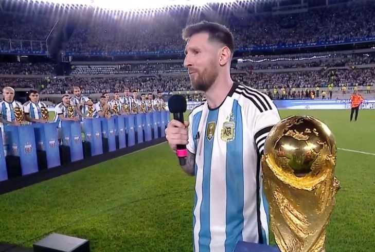 Messi làm HLV tuyển Argentina bật khóc - ảnh 4