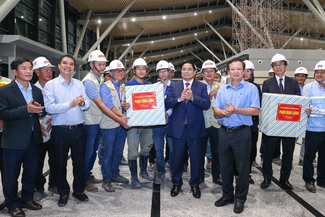 Khai thác nhà ga mới sân bay Phú Bài dịp lễ 30/4 - ảnh 4