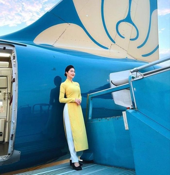 Mỹ nữ Việt là tiếp viên hàng không của Dubai: Đẹp, sướng, sang ‘hết phần thiên hạ’ - ảnh 19