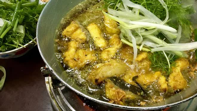 Khách Tây tấm tắc khen món ăn quen thuộc của người Việt: Đừng chỉ vì phở mà bỏ lỡ! - ảnh 4