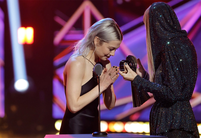 Lễ trao giải iHeartRadio 2023: Taylor Swift và Harry Style dẫn đầu cuộc đua giành giải thưởng - ảnh 3