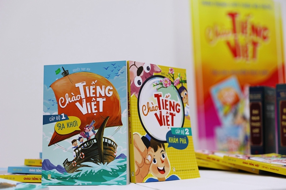 Trăn trở việc dạy tiếng Việt cho trẻ em Việt ở nước ngoài - ảnh 1