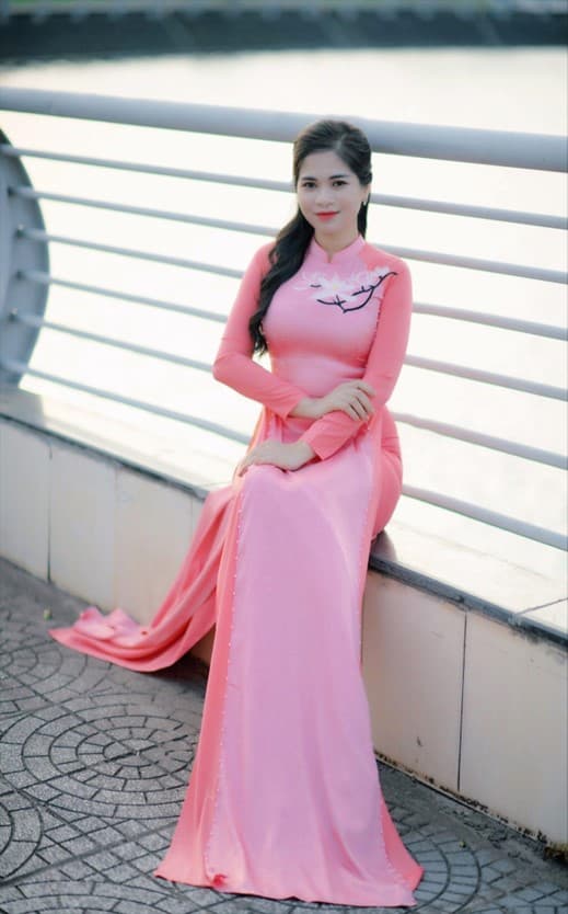 Chị Trang Lê và khát khao lan tỏa vẻ đẹp áo dài Việt ra thế giới - ảnh 1