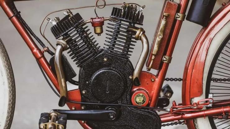 Xe Harley Davidson cổ được điện hóa, đẹp lung linh hút mắt - ảnh 9
